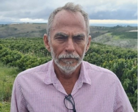 "Cerrado Auction #1 Winning Lot" BRAZIL - Agilmar Ferreira Pinto Topazio (Fermented Natural)